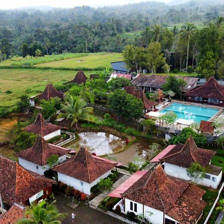 Вілла Kampoeng Joglo Ijen Баньювангі Екстер'єр фото